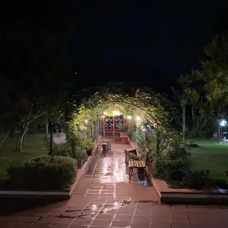 Alma Migrante Bed&wine 3* Telese