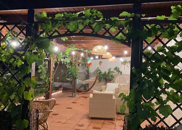 Alma Migrante Bed&wine ゲストハウス 3*